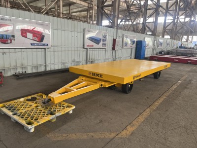 25T bezpilota transportlīdzeklis uz dzelzceļa